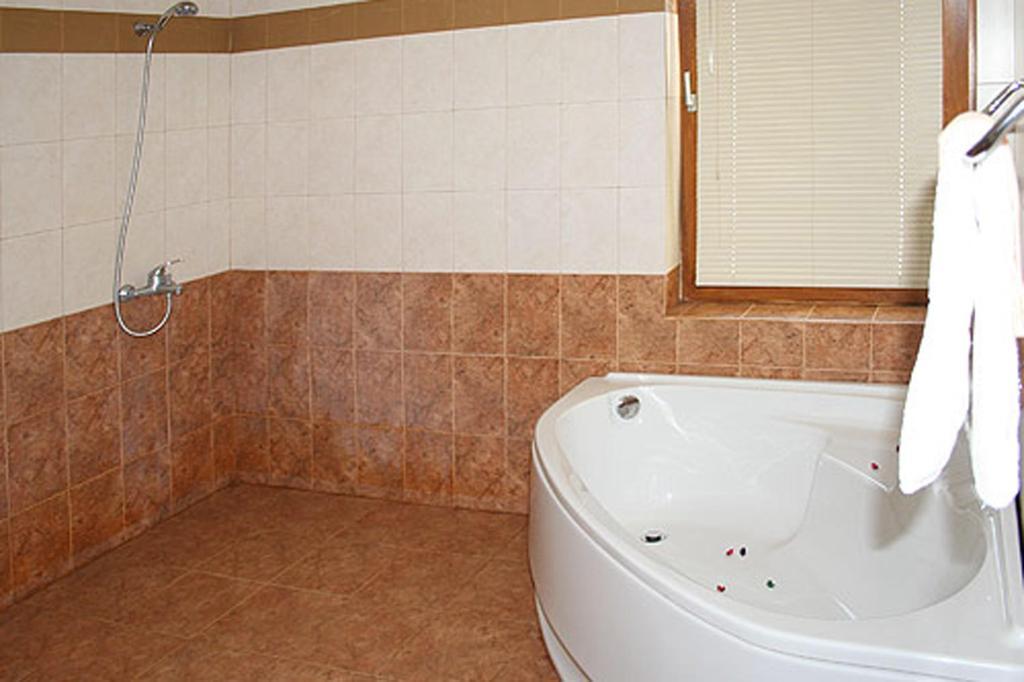 Hotel Rade 2 Vratsa Habitación foto
